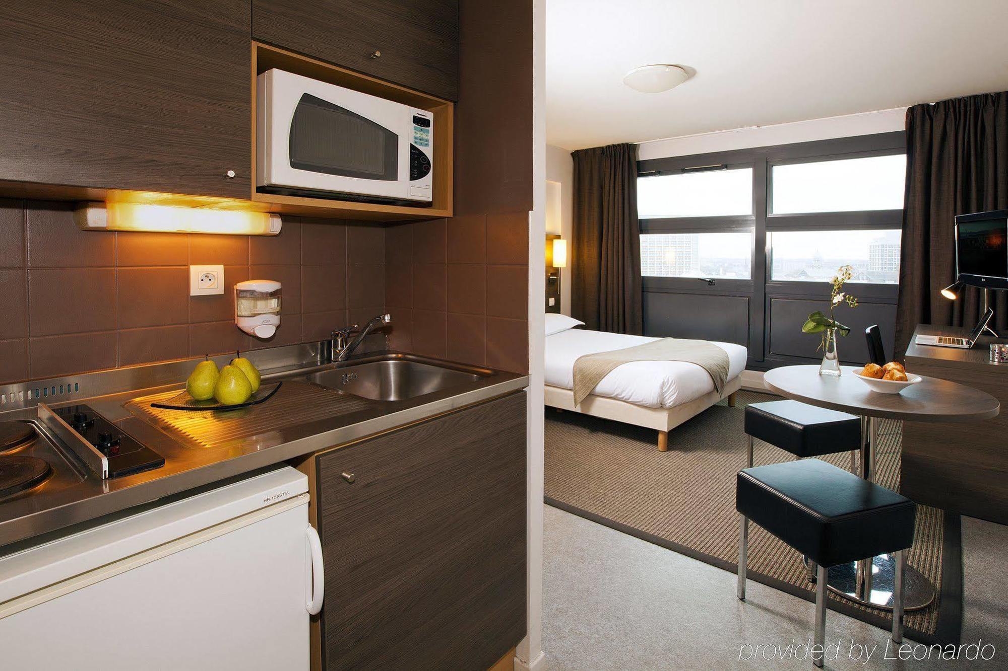 Sejours & Affaires Lille Europe Aparthotel Buitenkant foto