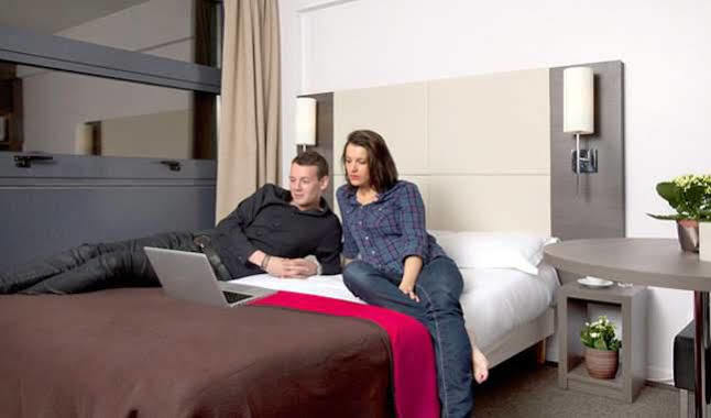 Sejours & Affaires Lille Europe Aparthotel Buitenkant foto